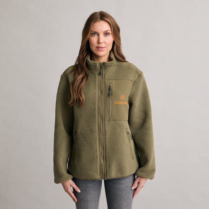 Silbersee Core Fleece - Green am Damen Model vorne getragen