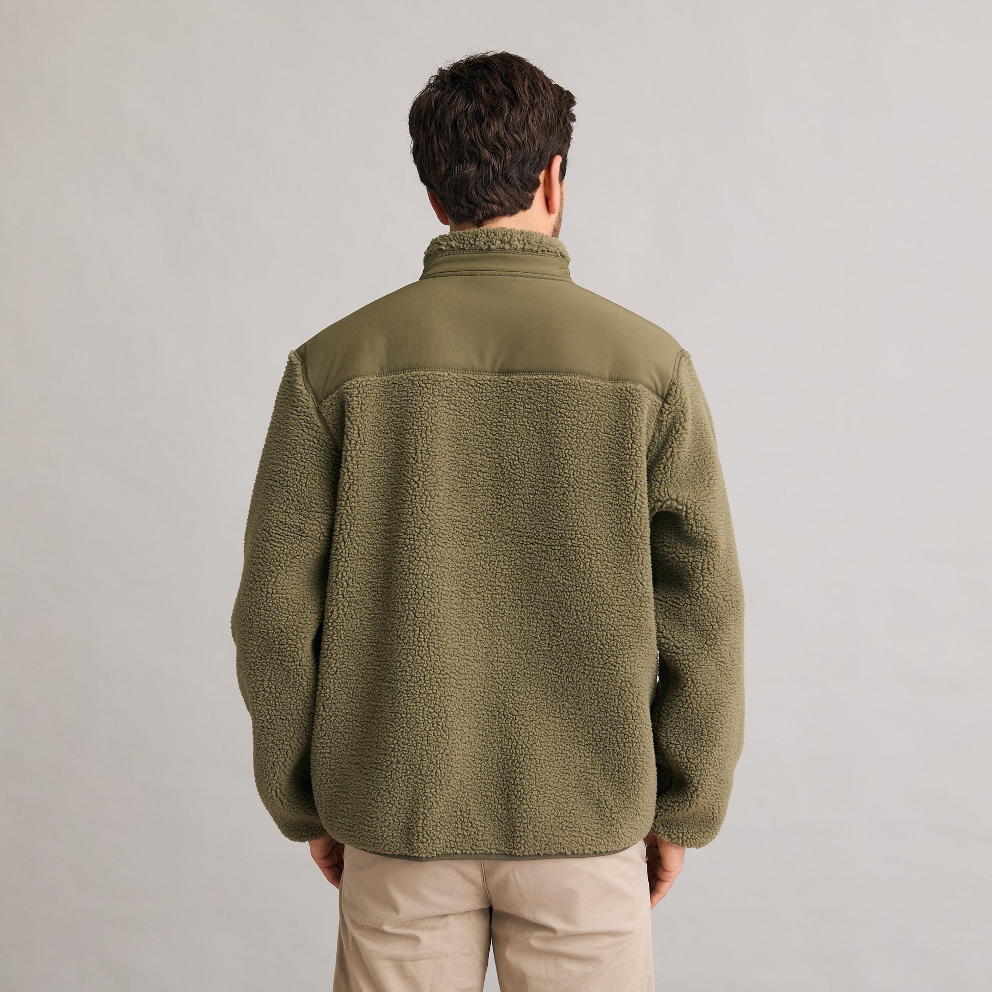 Silbersee Core Fleece - Green am Herren Model hinten getragen