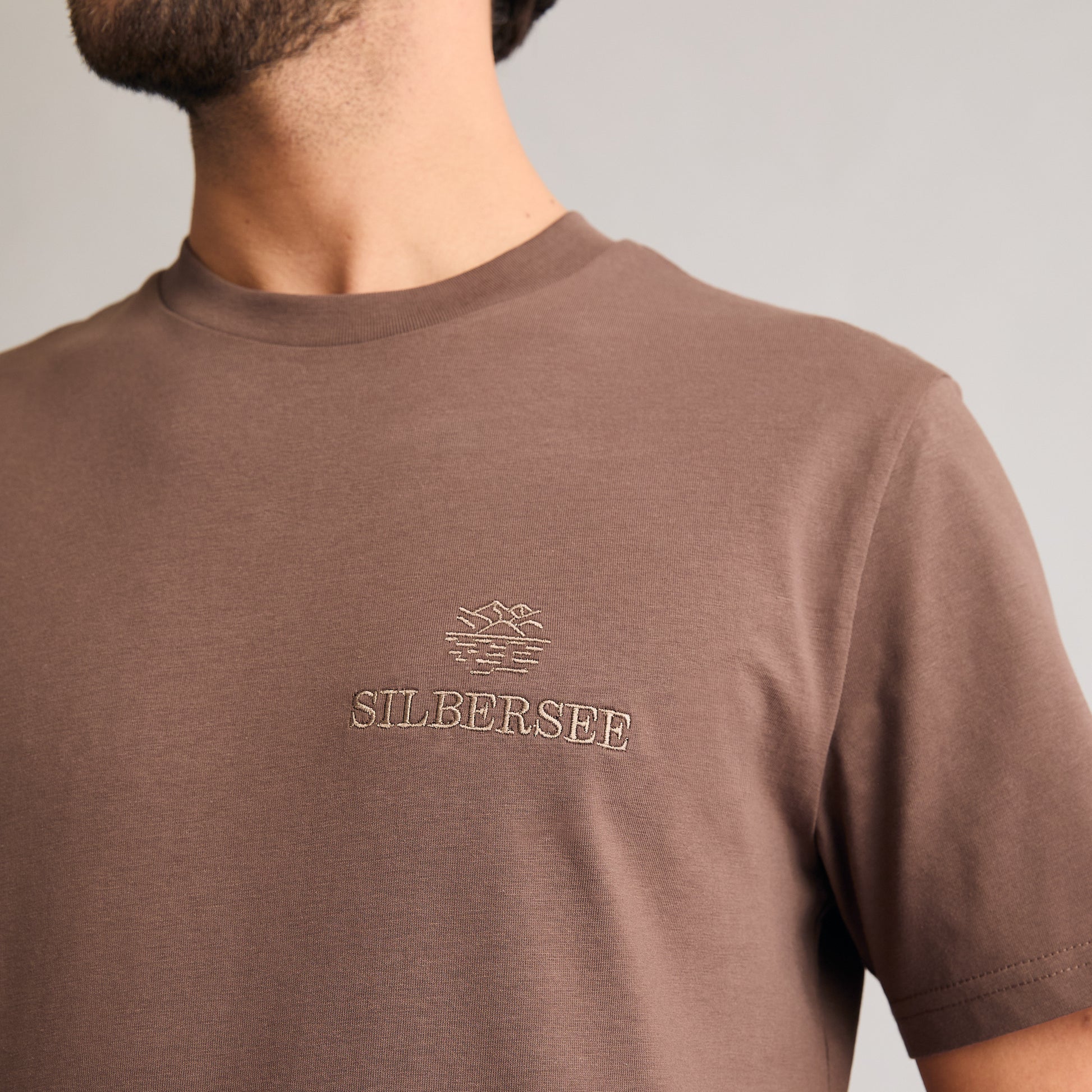 Detailaufnahme Silbersee Classic T-Shirt - Mocha